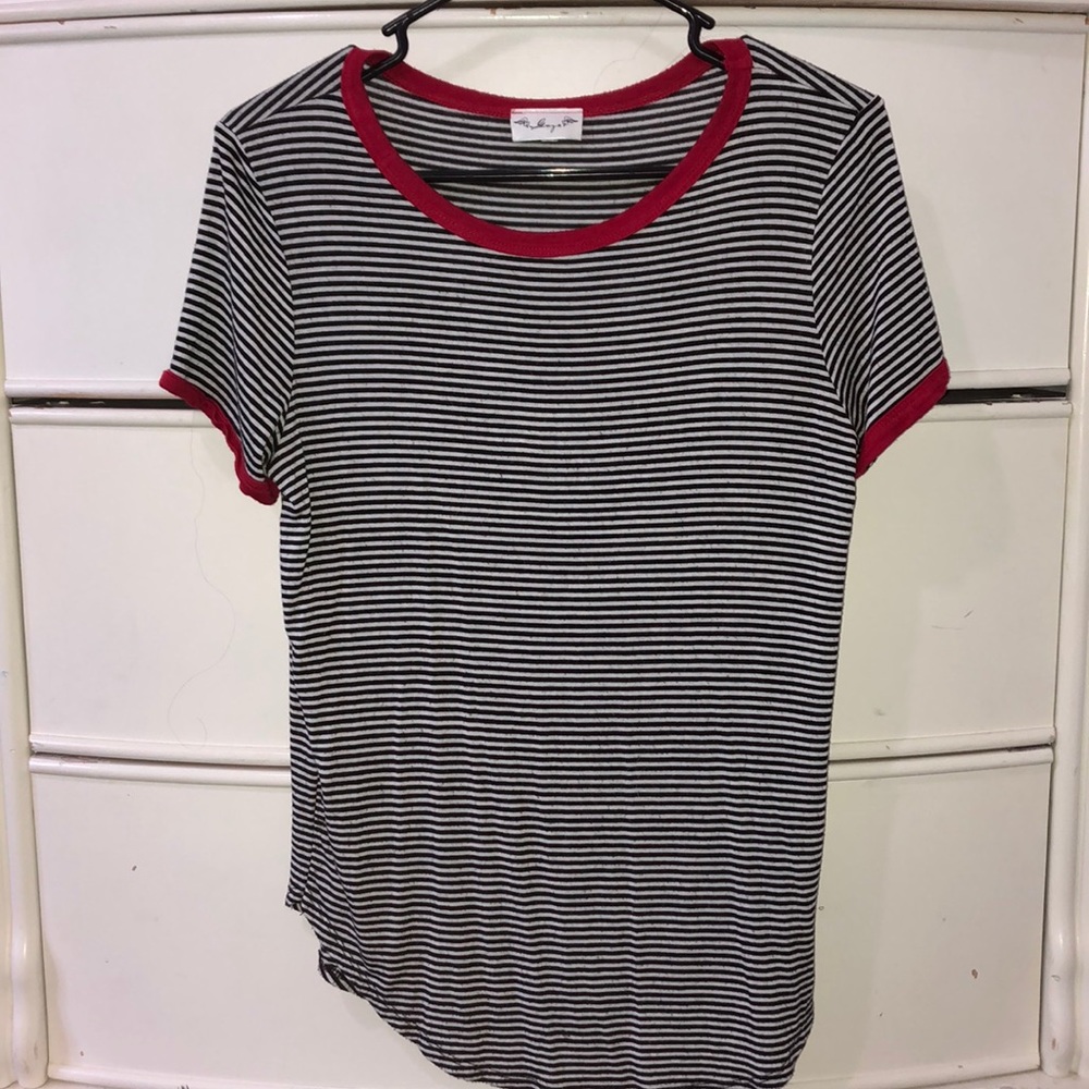 Striped short sleeve shirt